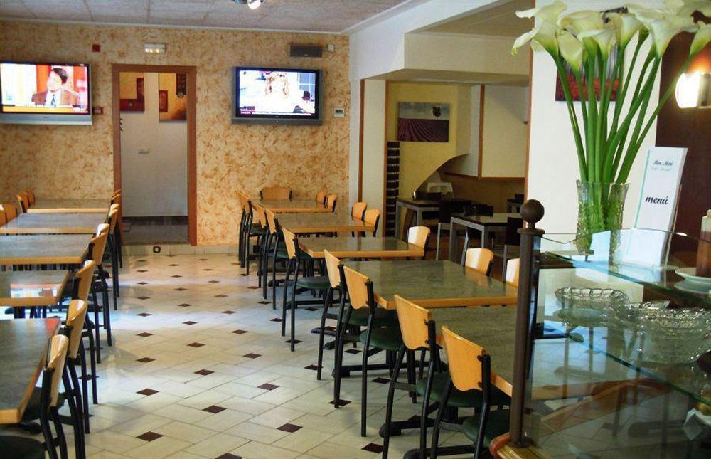 Mary - Adults Only * Lloret de Mar